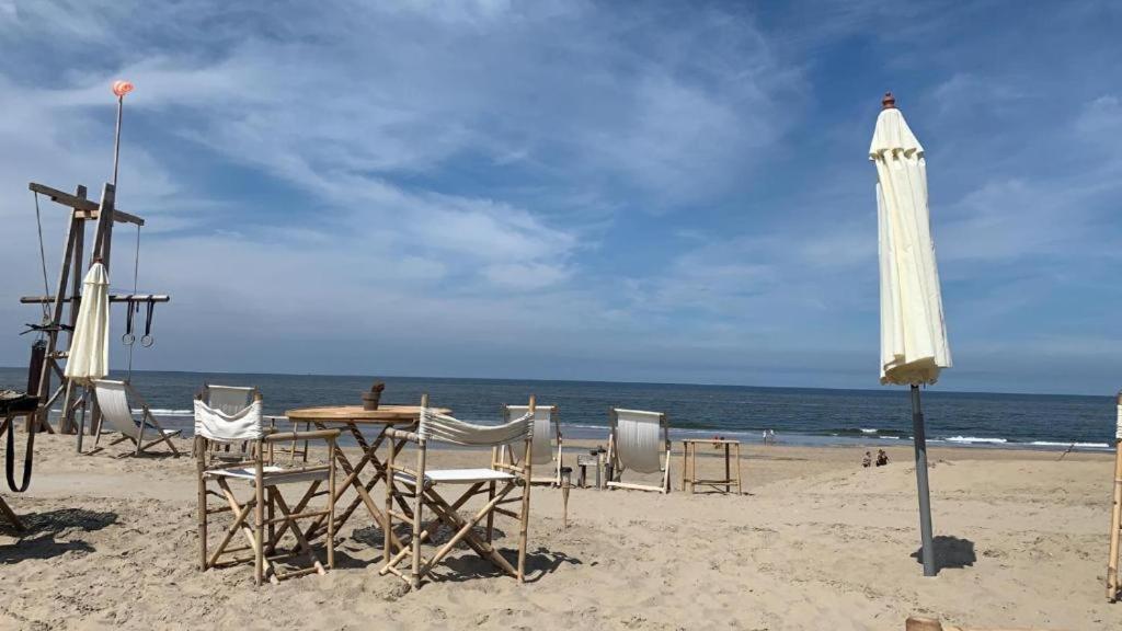 Beachhouse Engelbert Studios Zandvoort Buitenkant foto